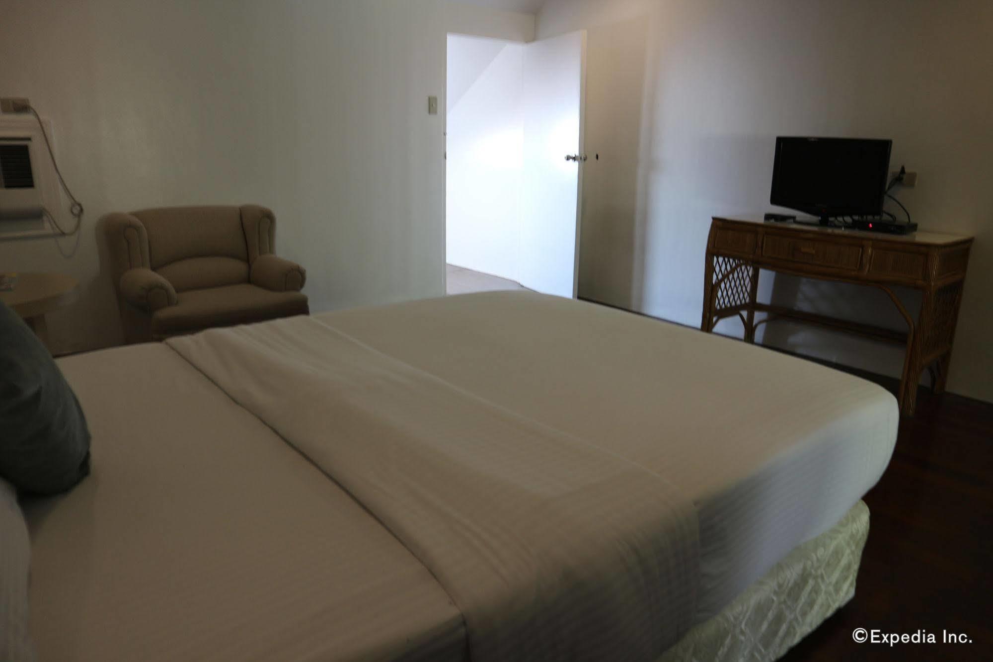 Sta. Monica Beach Club Dumaguete City Dış mekan fotoğraf
